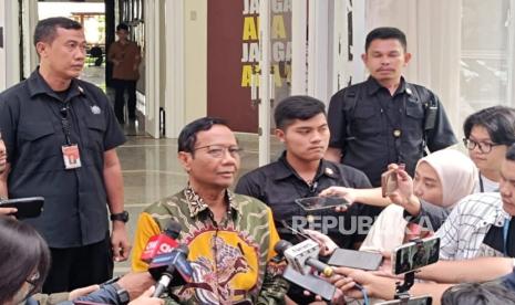 Calon wakil presiden (cawapres) nomor urut 3, Mahfud MD di Posko Teuku Umar.