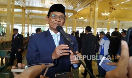 Gubernur DIY, Sri Sultan Hamengku Buwono X usai pelantikan Pj Wali Kota Yogyakarta dan Pj Bupati Kulon Progo di Bangsal Kepatihan,  Kota Yogyakarta, Senin (22/5/2023). 