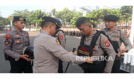 Polrestabes Bandung membentuk sekaligus meluncurkan tim patroli perintis dari satuan Sabhara. Mereka fokus membantu pengaturan lalu lintas.