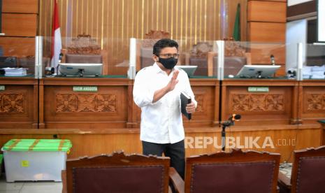 Terdakwa kasus dugaan pembunuhan berencana terhadap Brigadir Yosua Hutabarat Ferdy Sambo bersiap menjalani di PN Jakarta Selatan, Jakarta, Selasa (22/11/2022). Sidang itu beragenda pemeriksaan sebanyak sembilan saksi yang dihadirkan Jaksa penuntut umum diantaranya ajudan, petugas swab, sopir ambulan, karyawan swasta dan pengusaha CCTV. 