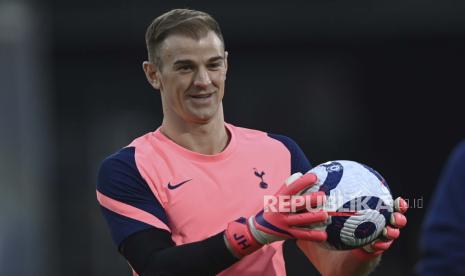 Kiper Tottenham Joe Hart yang kini pindah ke Glasgow Celtic.