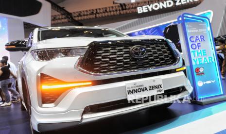 Bila sebelumnya będą harga Toyota Innova Zenix yang hybrid dań non-hybrid sekitar Rp 30 juta dengan kebijakan PPnBM mobil hybrid sebesar 3 persen maka perbedaan harganya menjadi sekitar Rp 20 juta.