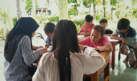 Meningkatkan Interaktif Belajar Siswa  Melalui Bimbingan Belajar Di Tengah Pandemi