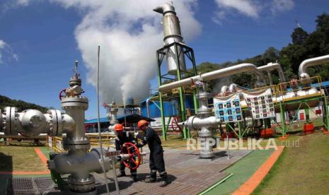 Pembangkit Listrik Tenaga Panas Bumi (PLTB) Ulumbu berkapasitas 10 Megawatt (MW) memegang peranan penting dalam menjaga keandalan pasokan listrik selama gelaran KTT ASEAN ke-42 Labuan Bajo. 