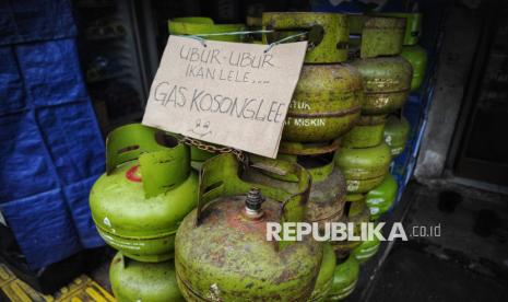 Wakil Menteri Energi dan Sumber Daya Mineral (ESDM) Yuliot Tanjung menjelaskan maksud pembentukan Badan Pengawas distribusi LPG gas 3 kg. (ilustrasi)