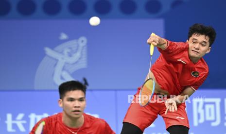 Pebulu tangkis ganda putra Indonesia, Leo Rolly Carnando (kanan) dan Daniel Marthin.