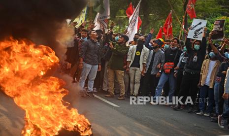 Demo tolak RUU Cipta Kerja di Serang, Banten