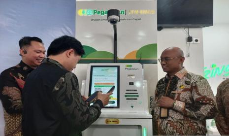 pegadaian-hadirkan-atm-emas-di-manado-transaksi-fisik-emas-kini-mudah-dan-cepat