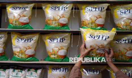 Pemerintah Pastikan Harga Beras SPHP tak Naik Meski Kurs Dolar Terus Naik