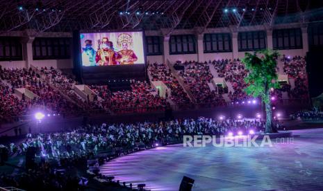 Suasana Upacara Pembukaan PON XX Papua di stadion Lukas Enembe, Kompleks Olahraga Kampung Harapan, Distrik Sentani Timur, Kabupaten Jayapura Papua, Sabtu (2/10). Juru Bicara Pemerintah untuk Penanganan Covid-19 Wiku Adisasmito mengatakan penerapan protokol kesehatan (Prokes) jelang upacara penutupan Pekan Olahraga Nasional (PON) XX masih sama seperti saat pembukaan. 