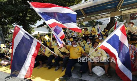 Ketua parlemen Thailand Wan Muhamad Noor Matha mengatakan pada Kamis (3/8/2023), bahwa pemungutan suara parlemen untuk perdana menteri berikutnya akan ditunda.