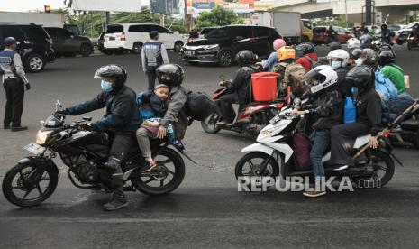 Ilustrasi. Belum ada lonjakan arus balik kendaraan roda dua di Jalan Raya Kalimalang sejak H+2 Lebaran pada Kamis (5/5/2022) malam hingga Jumat (6/5/2022) siang. 