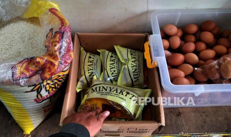 Sedikit stok Minyakita milik pedagang di pasar (ilustrasi). Pemerintah Kabupaten Pesisir Barat, Lampung, menyebutkan harga minyak goreng di pasaran daerah ini mengalami kenaikan meskipun barang tersedia.