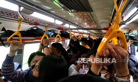 PT KCI Tambah 31 Pengumpan Antisipasi Kepadatan di Stasiun Manggarai