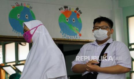 Sekolah Tatap Muka di Sukabumi Diawali SMA.