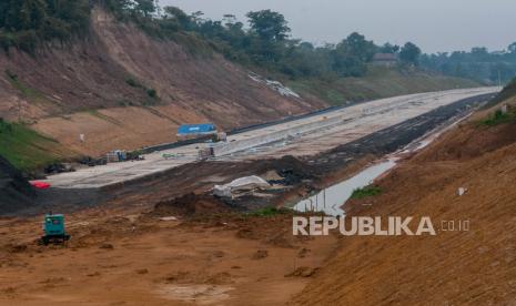 Suasana proyek pembangunan jalan tol. ilustrasi