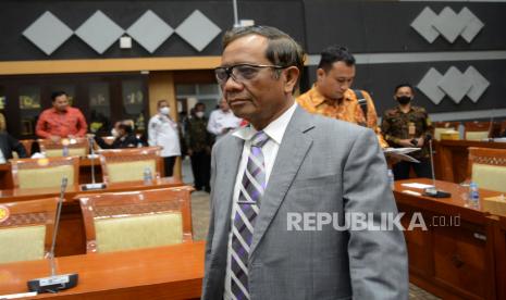 Menko Polhukam Mahfud Md. Mahfud Minta Ormas Islam Kawal Pemilu 2024 Berjalan Sesuai Jadwal