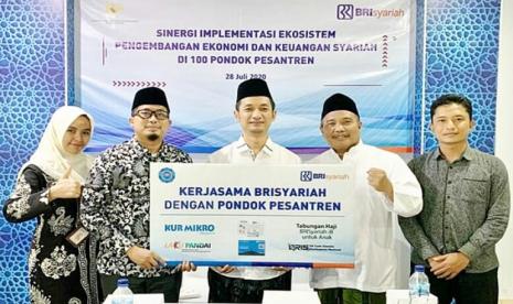 Ekonomi dan Keuangan Syariah: Revitalisasi Ekosistem Ekonomi dan Keuangan Syariah