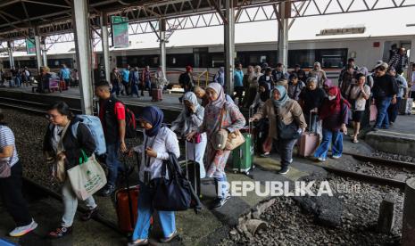 Libur Long Weekend, Hampir 1 Juta Tiket Kereta Ludes Terjual