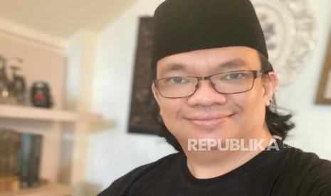 Peneliti Nadirsyah Hosen  menyatakan kedudukan Gus Dur untuk eksisten NU sangat krusial