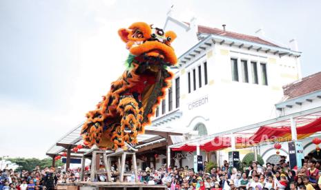 Ilustrasi barongsai sebagai simbol perayaan Imlek.