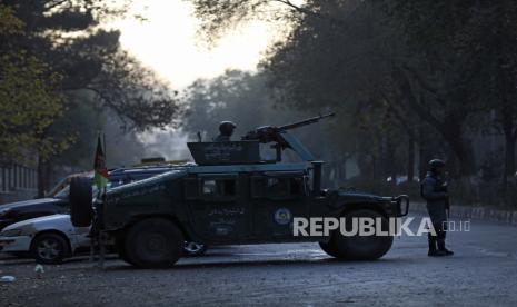 Polisi Afghanistan berpatroli 