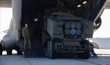 Ukraina telah menerima empat lagi Sistem Roket Artileri Mobilitas Tinggi (HIMARS)