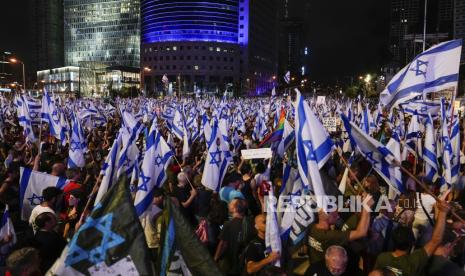 Israel dan Amerika Serikat (AS) telah mengerjakan rencana rahasia untuk membangun jembatan perdagangan darat