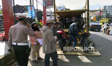 Penertiban motor berknalpot bising.