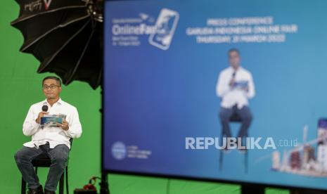 Direktur Layanan & Jaringan BNI Ronny Venir berbicara pada pembukaan kegiatan Garuda Indonesia Online Travel Fair (GOTF) 2022 di Tangerang, Banten, Kamis (31/3/2022). Kegiatan ini merupakan salah satu bentuk loyalitas dan dukungan kepada Garuda Indonesia untuk dapat terus memberikan layanan terbaik dalam mengeksplorasi keindahan serta keberagaman Indonesia, serta memperkuat posisi BNI di segmen market travel dan menjaga konsistensi BNI untuk memberikan berbagai program travel bagi pemegang kartu BNI. 