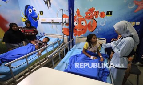 Puluhan Pelajar Kediri Dirawat Usai Diduga Keracunan Program MBG
