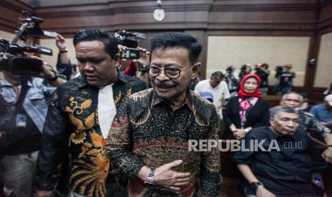 Terdakwa kasus pemerasan dan gratifikasi di Kementerian Pertanian, Syahrul Yasin Limpo bersiap mengikuti sidang lanjutan di Pengadilan Tipikor, Jakarta, Senin (27/5/2024). 