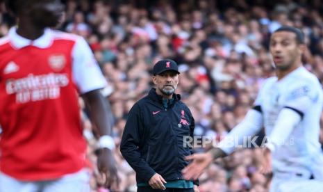 Manajer Liverpool Juergen Klopp bereaksi selama pertandingan sepak bola Liga Premier Inggris antara Arsenal FC dan Liverpool FC di London, Inggris, 09 Oktober 2022.