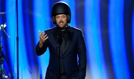 Presenter Grammy Awards 2022 Nate Bargatze.