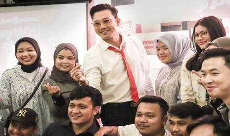 Denny Sumargo Temui Mitra Lion Parcel dan Bertukar Ide