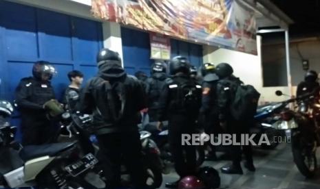 Tim Maung Galunggung Polres Tasikmalaya Kota melakukan patroli di sejumlah wilayah Kota Tasikmalaya, Ahad (5/2/2023) dini hari. 