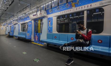 MRT Jakarta. Pemerintah Provinsi DKI Jakarta meminta Dewan Transportasi Kota Jakarta (DTKJ) bersama Dinas Pendidikan untuk mengkaji kemungkinan pemikiran transportasi umum yang ramah bagi penyandang disabilitasmasuk kurikulum pendidikan.