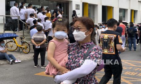 Produsen vaksin Sinovac Biotech akan menguji vaksin Covid-19 ke remaja dan anak. Ilustrasi.