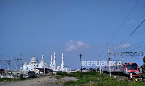 Masjid Raya Seikh Zayed (MBZ) di Surakarta, Jawa Tengah.