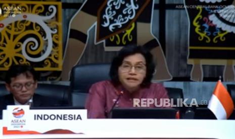 Menteri Keuangan Sri Mulyani saat membuka ASEAN Finance Ministers and Central Bank Governors (AFMGM) di Bali, Jumat (31/3/2023).