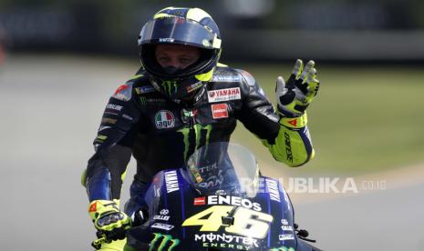  Valentino Rossi umumkan pensiun dari MotoGP akhir musim ini.