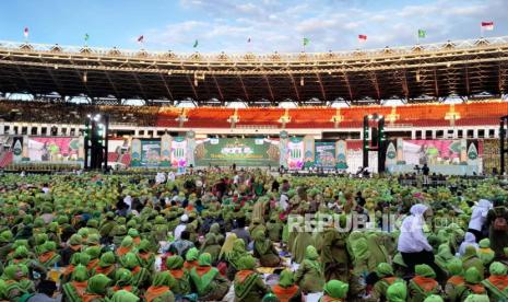 Muslimat Nahdlatul Ulama (NU) during its 78th birthday (harlah) commemoration at Gelora Bung Karno Stadium (GBK), Central Jakarta on Saturday (20/1/2024). This event was attended by 150,000 NU Muslims from home and abroad as well as citizens of NU, ANSOR, Fatayat NU, PERGUNU, and elements of Banom, lajnah and other NU institutions.