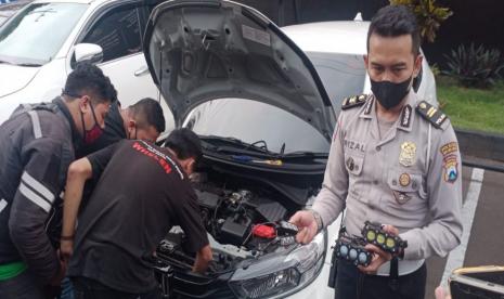 Viral Pengemudi di Kota Malang Gunakan Sirine dan Strobo, Diamankan Polisi