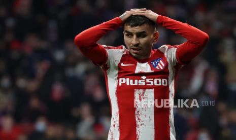  Striker Atletico Madrid Angel Correa. Correa tak berencana untuk meninggalkan Estadio Wanda Metropolitano pada musim panas 2022 ini.