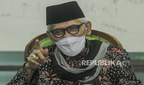 Ketua Umum MUI, KH. Miftachul Akhyar, mengingatkan pemerintah dan rakyat agar bersinergi  