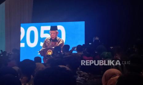 Wakil Presiden KH Maruf Amin. Wapres memimpin rapat pleno Tim Nasional Percepatan Penanggulangan Kemiskinan (TNP2K) tentang Percepatan Penghapusan Kemiskinan Ekstrem di Istana Wakil Presiden, Jakarta, Rabu (24/5/2023). Kiai Ma'ruf mengingatkan berbagai upaya untuk mewujudkan target kemiskinan ekstrem nol persen di Indonesia pada 2024.