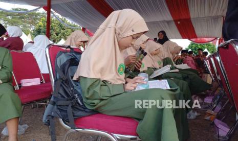 Kegiatan tadarus bersama.