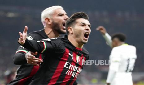 Gelandang AC Milans Brahim Diaz (kanan) saat merayakan gol ke gawang Tottenham Hotspur di Liga Champions.