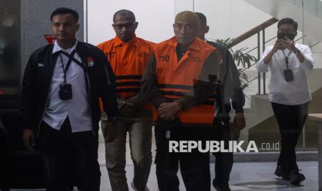 Ismail Adham dan Asrul Azis Taba Ditahan KPK Terka