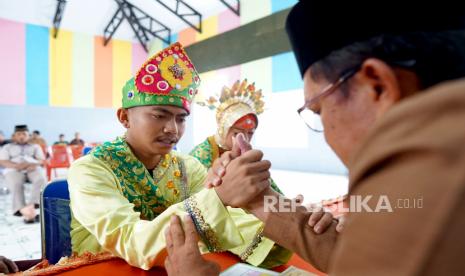 Ijab kabul (ilustrasi). Pasangan suami istri diimbau mempersiapkan diri dengan baik sebelum menjalani kehidupan rumah tangga.